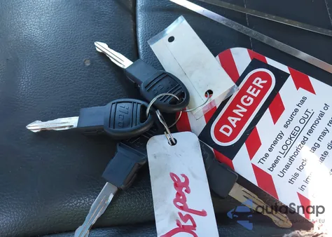 2017 Ram 1500 Tradesman 4X2 6'4 Box from USA, damaged, VIN 1C6RR6FG6HS639155